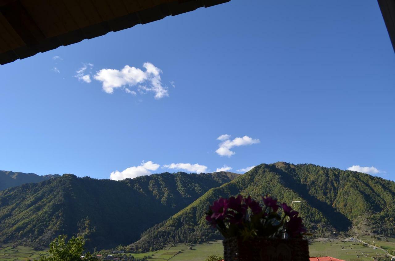 Cottage Shgedi ميستيا المظهر الخارجي الصورة