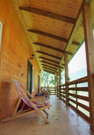 Cottage Shgedi ميستيا المظهر الخارجي الصورة